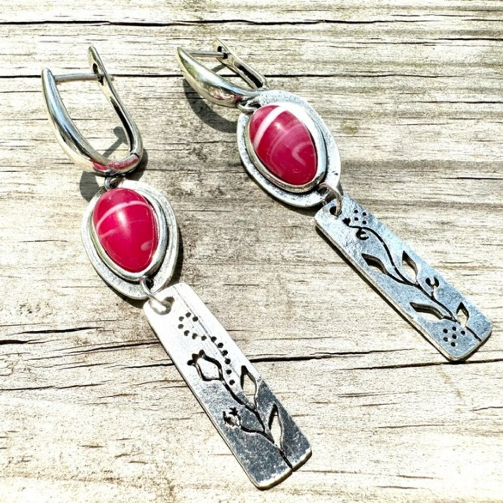 NWT - 2.5" Long Silver Plated Dangle Earrings w/ Pink Resin Cabochons